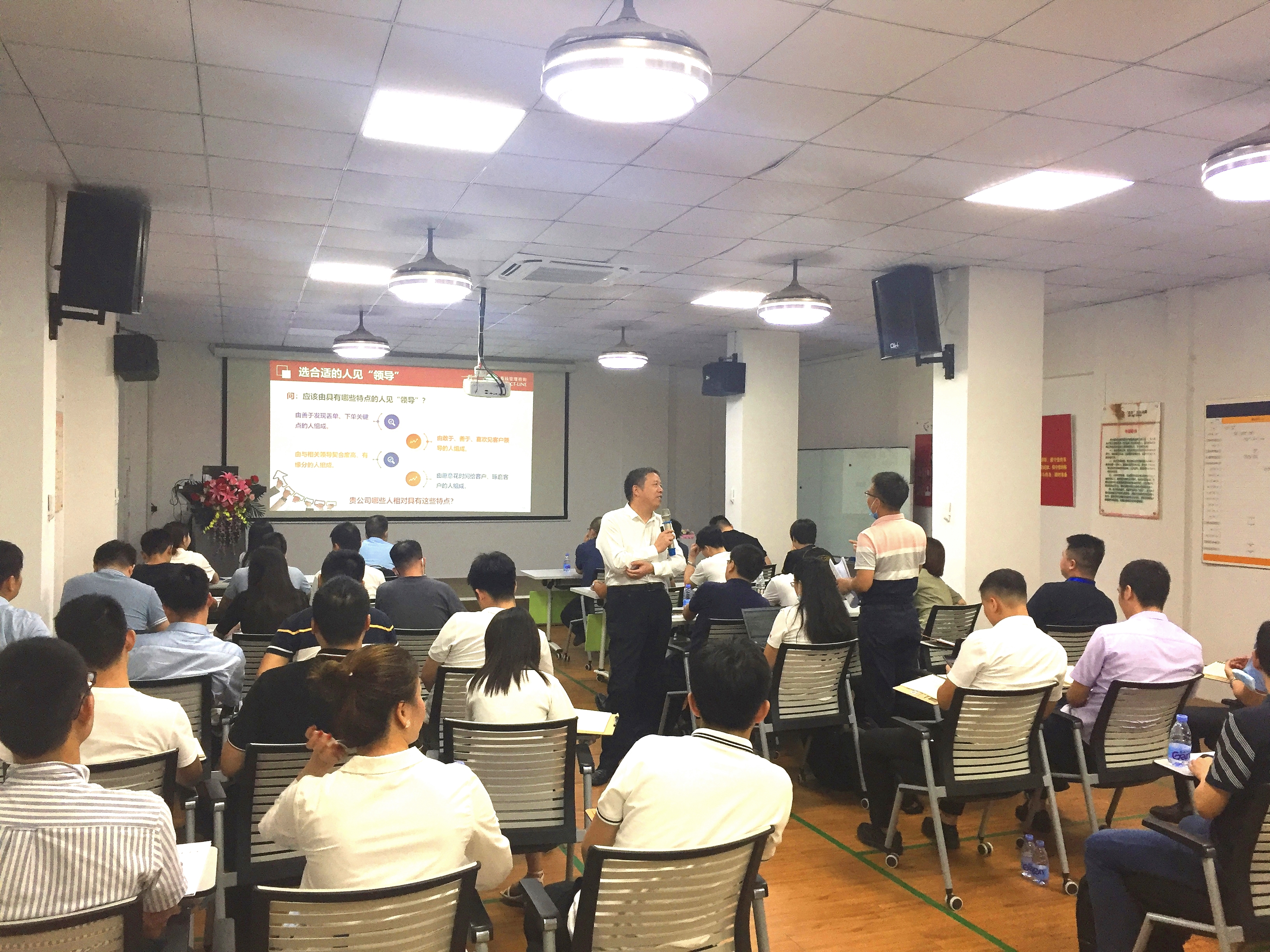 万向娱乐助力智能装备企业营销竞争力提升！